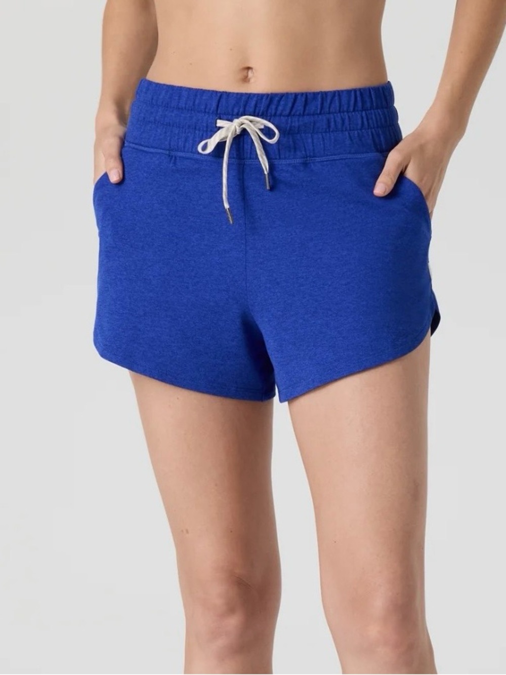 Vuori Halo Performance Short 2.0 in Copenhagen Blue Small - Picture 4 of 8